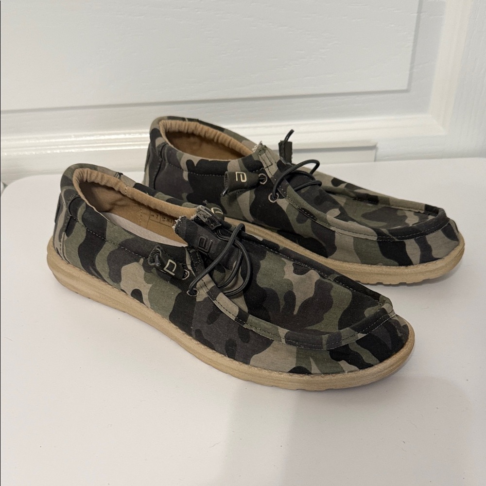 Hey Dude Men's Green and Black Camouflage Slip-Ons
